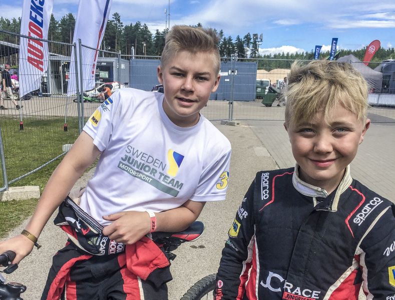Isak Reiersen och Alex Gustafsson, JC Raceteknik Juniorteam, under NEZ i Riga.